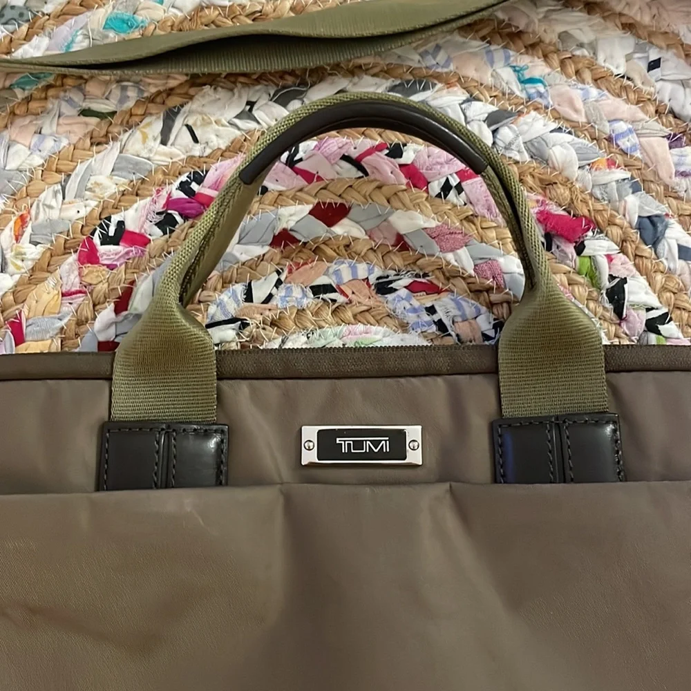 Tumi MacBook Air laptop bag